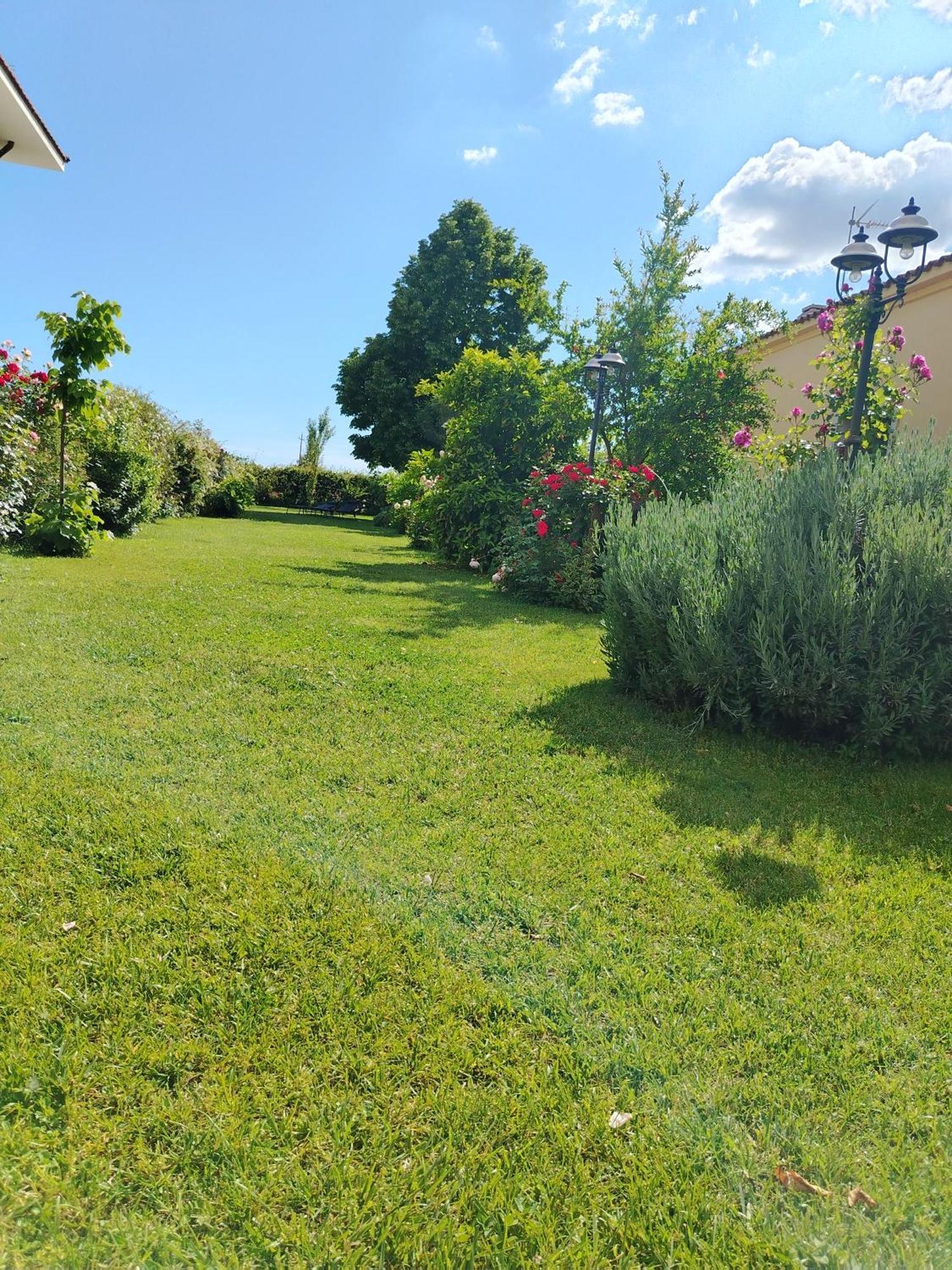 Guest House Romana Vecchia Monticchio  Esterno foto